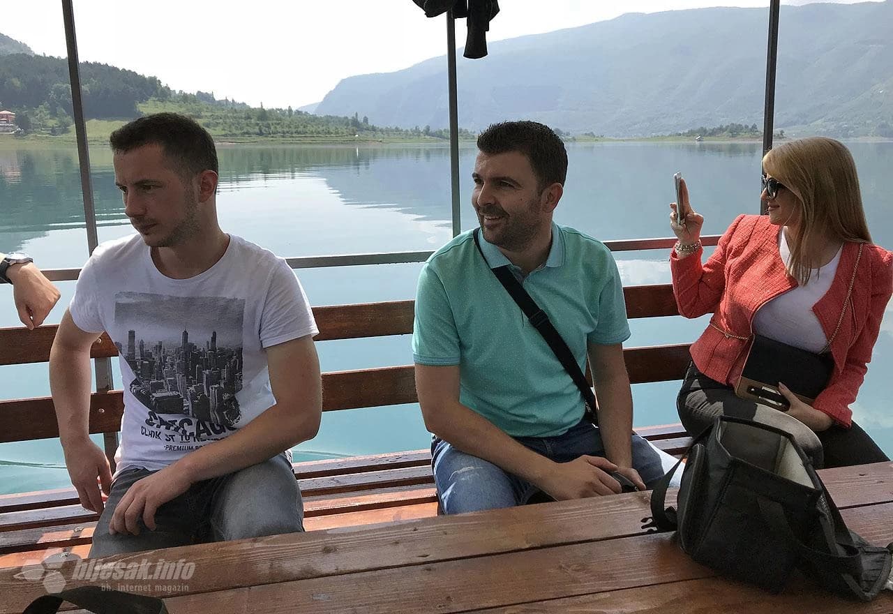 Plovidba splavom Ramskim jezerom