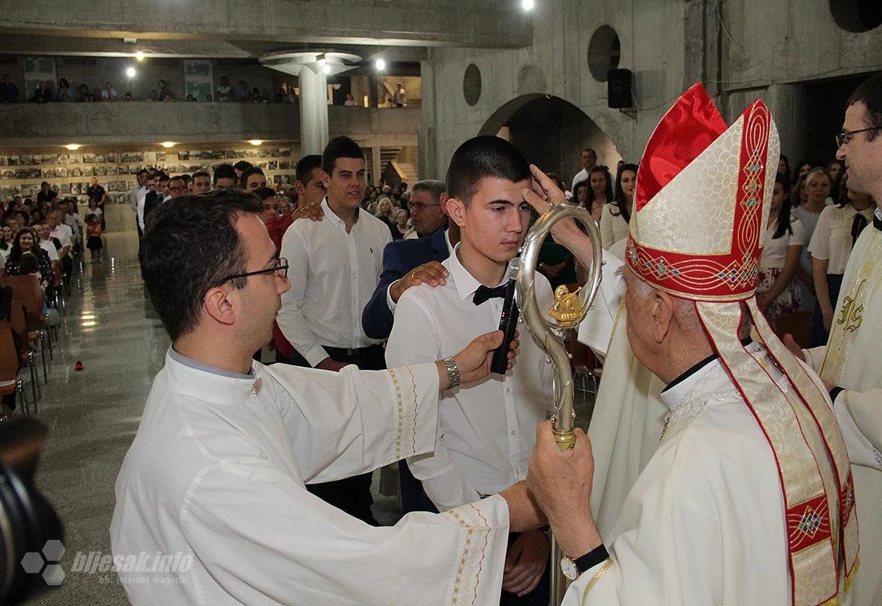 u Župnoj crkvi sv. Petra i Pavla