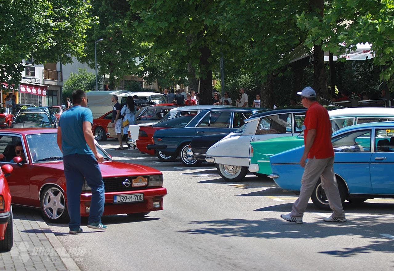 10. Međunarodni susret starodobnih vozila ''4 grada Hercegovine'' u Širokom Brijegu