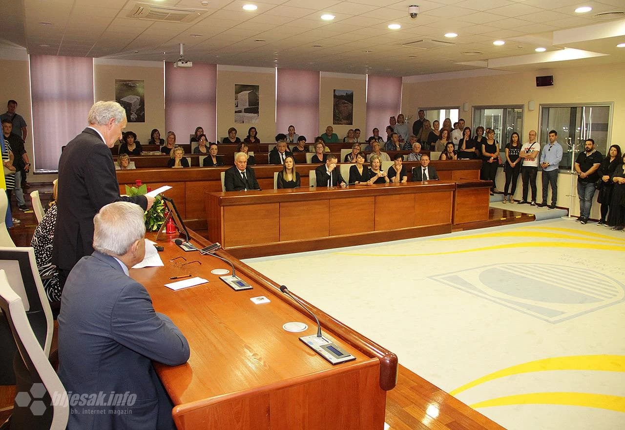 S komemoracije u vijećnici