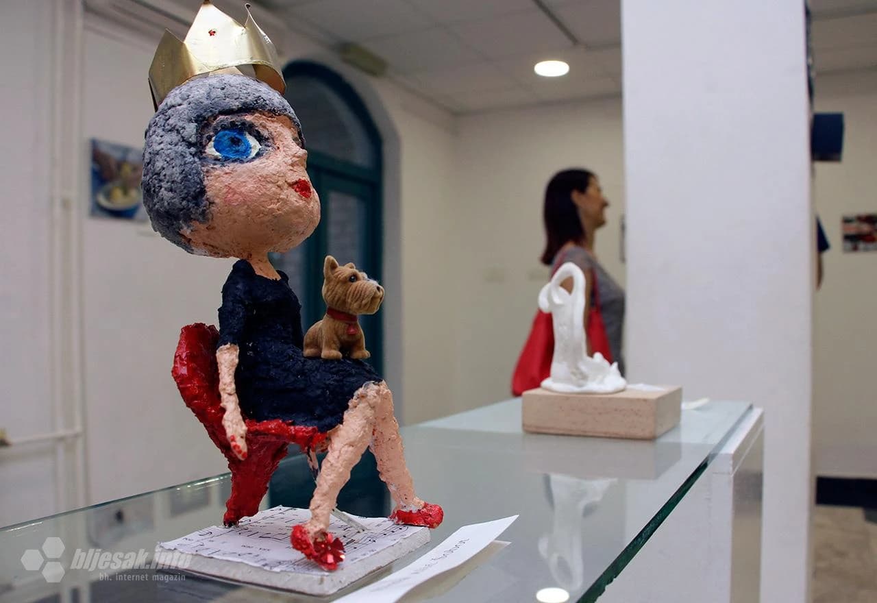 Mostar: ''Mali format'' u malom prostoru s malo ljudi