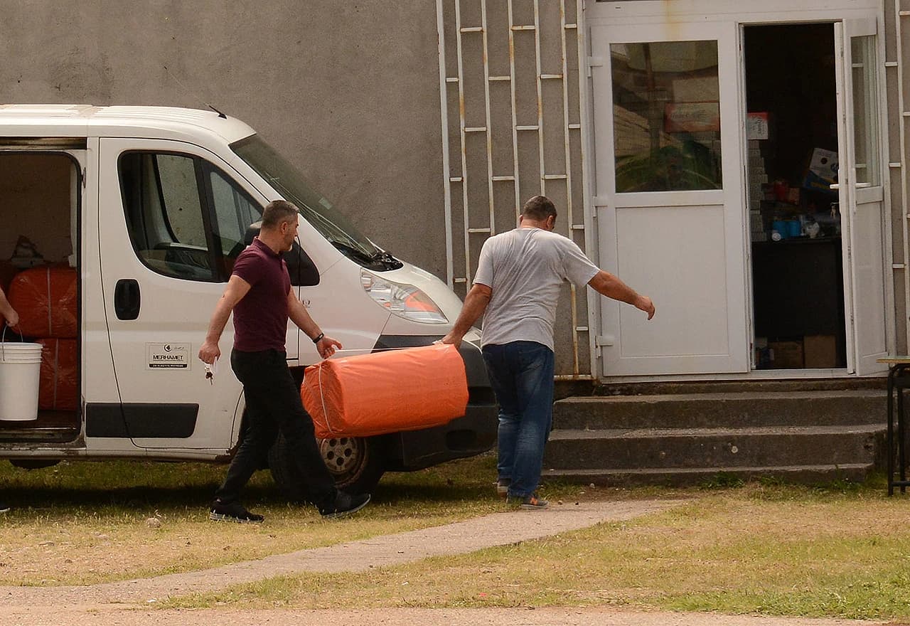 Merhamet je dostavio higijenske artikle