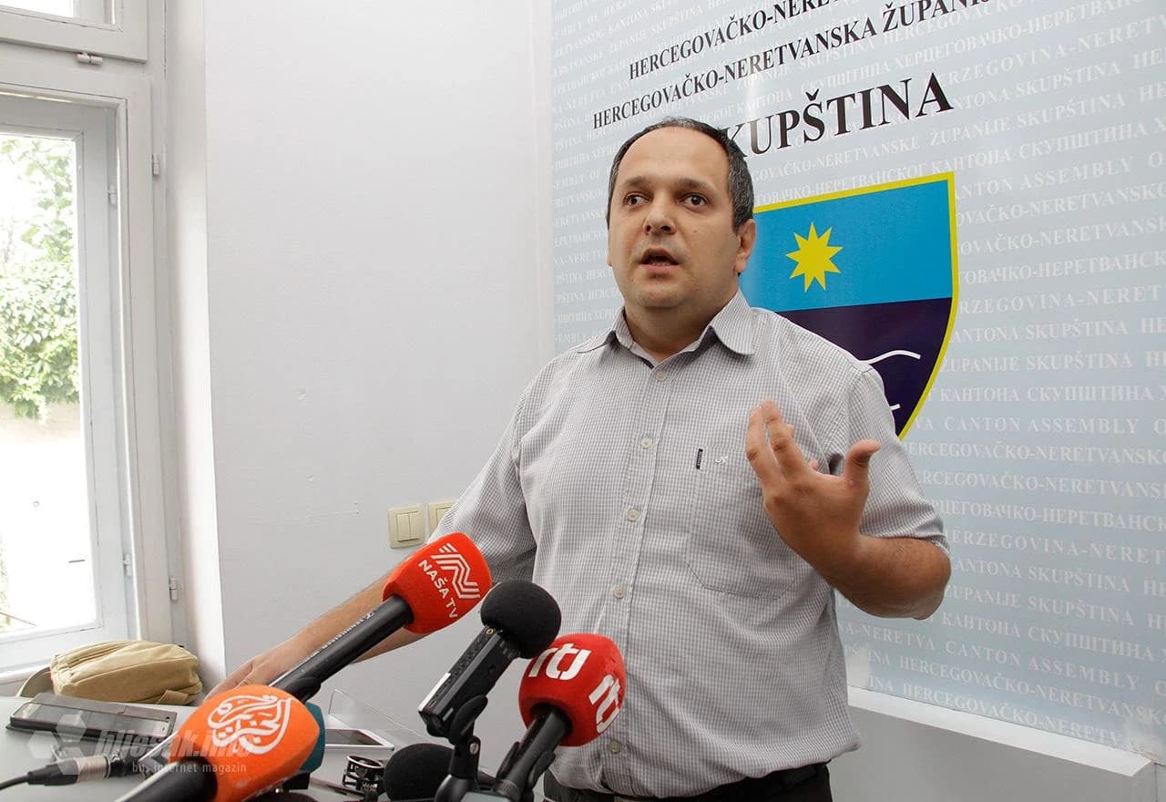 Sjednica Skupštine Hercegovačko-neretvanske županije nije održana zbog toga što se na sjednici nisu pojavili zastupnici iz Kluba Hrvata.