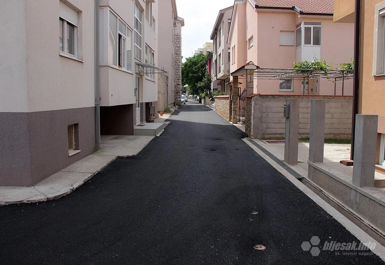 Stanari Šantićeve ulice napokon dobili asfalt