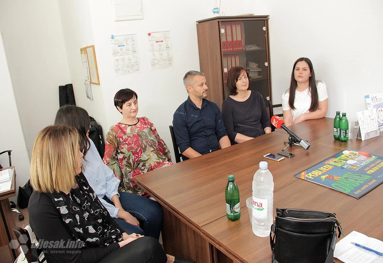 Konferencija za medije udruge Insula