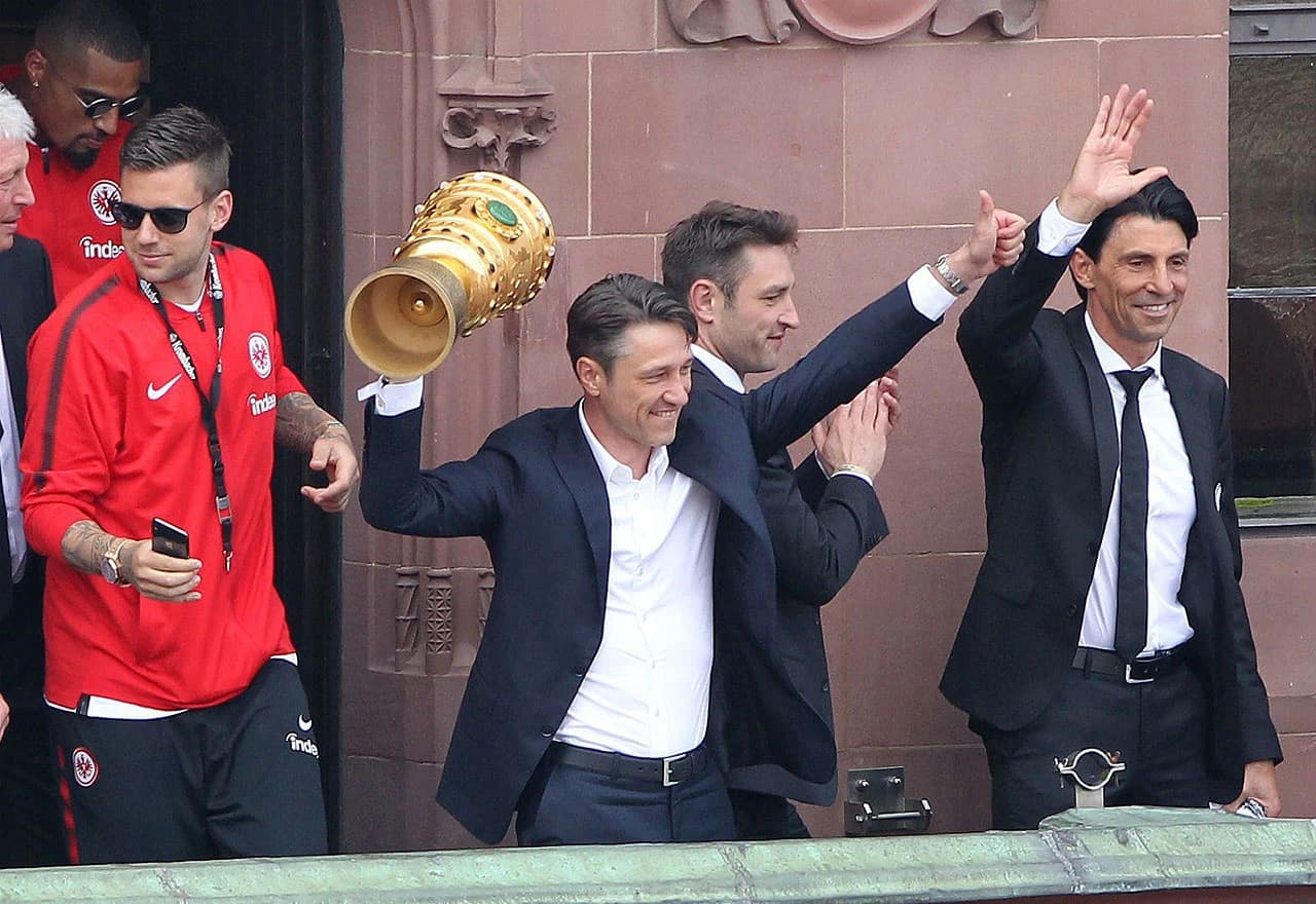 Spektakularan doček za Niku Kovača i igrače Eintrachta u Frankfurtu