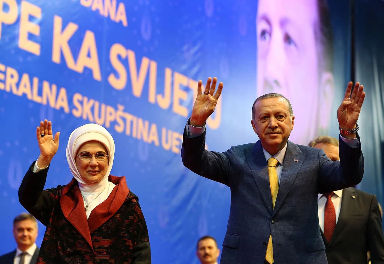 Recep Tayyip Erdogan na kongresu UETD u sarajevskoj Zetri