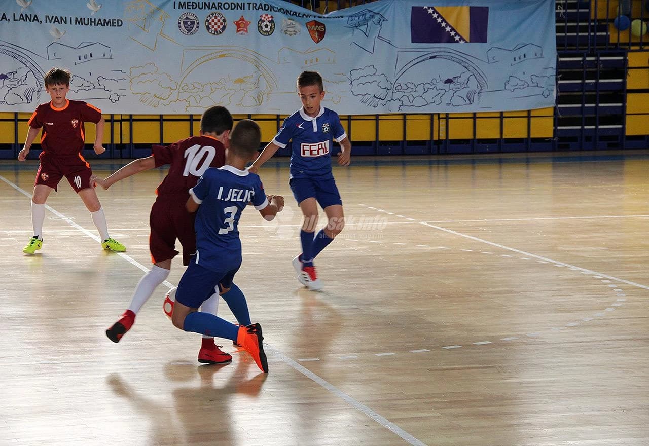Memorijalni turnir u futsalu ''Armanov zagrljaj''
