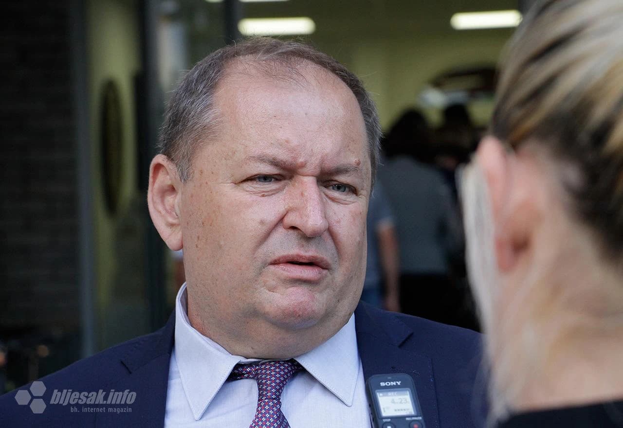 Promocija knjige 'Na kapiji sjećanja' autora Senada Sude Omerike