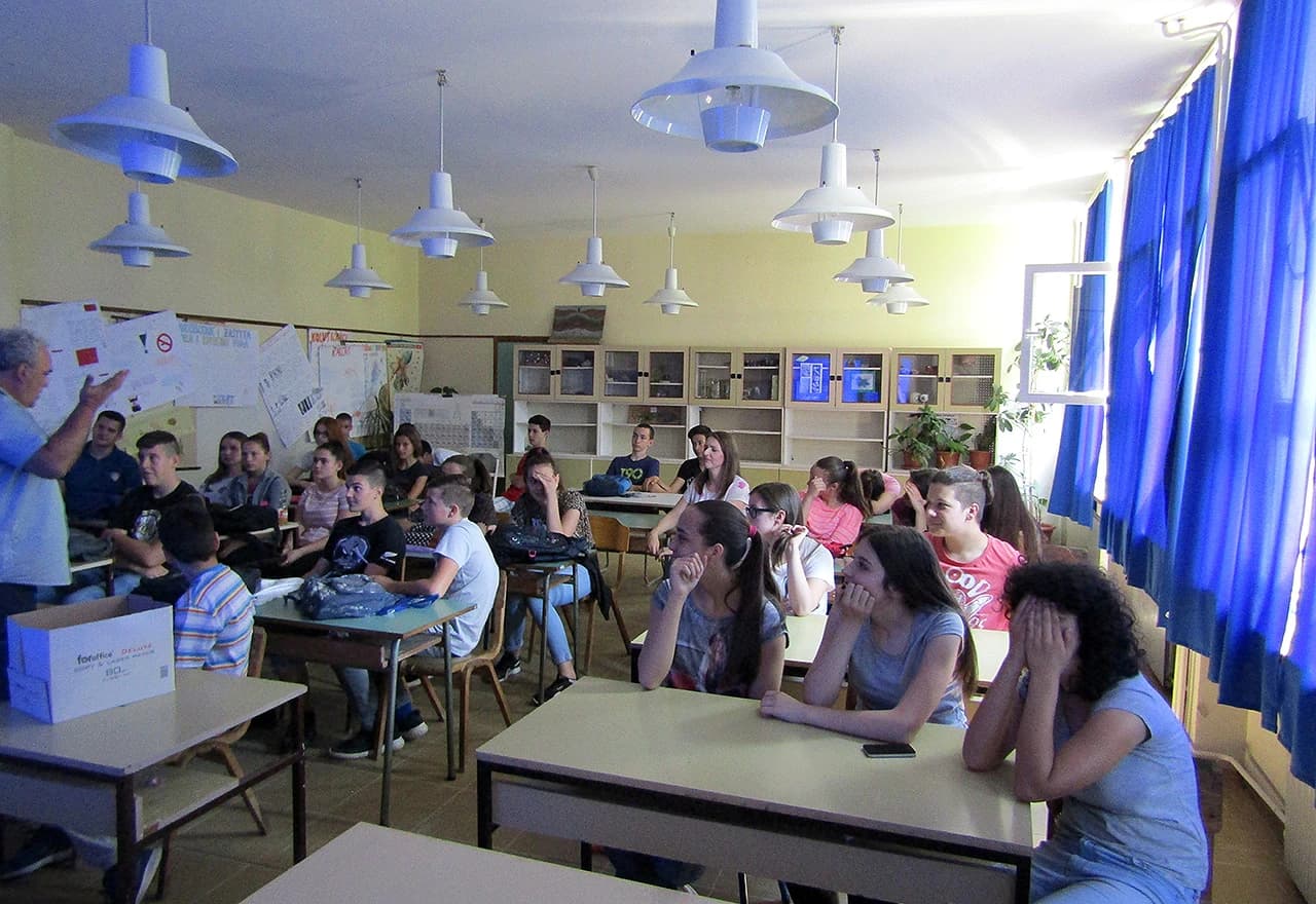 Vatrogasci su održali predavanje učenicima