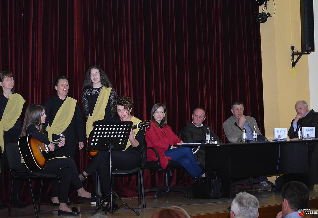 Detalj s predstavljanja knjige