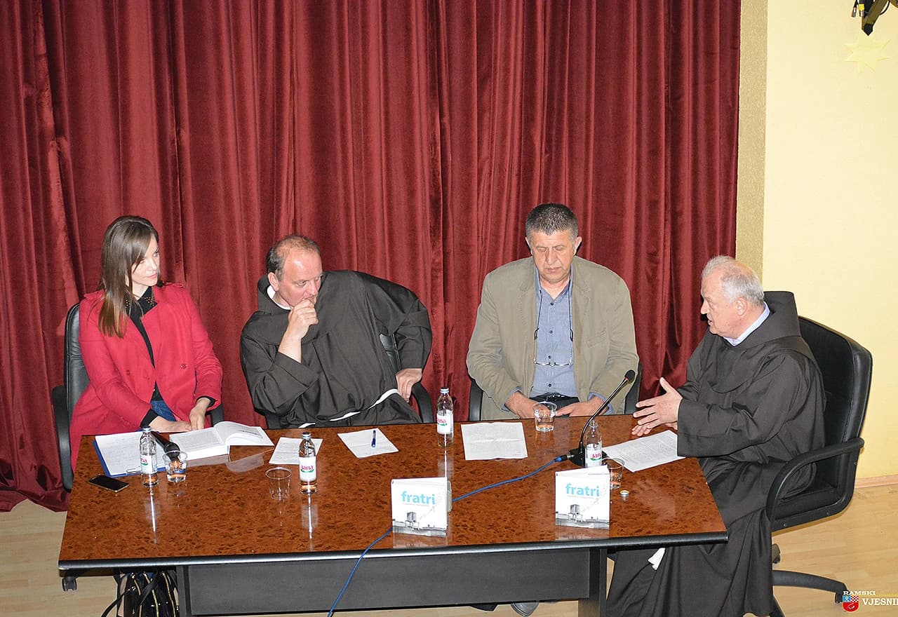 Detalj s predstavljanja knjige