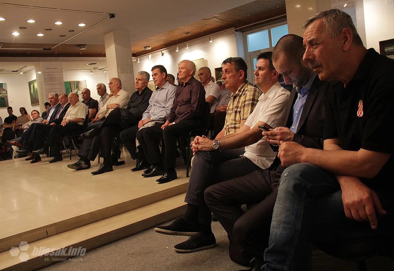 Detalj s predstavljanja knjige u Kosači