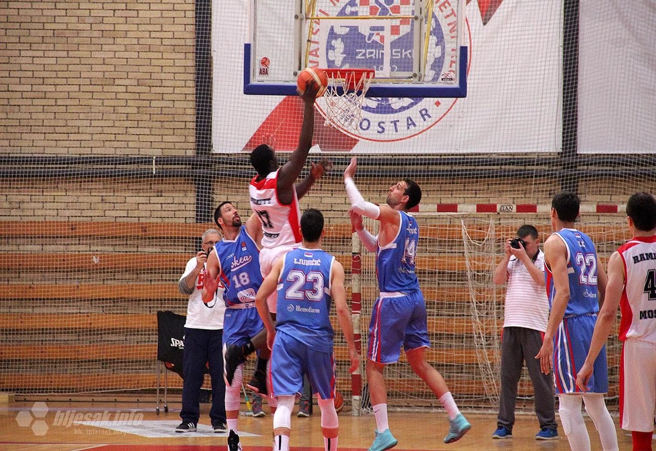 Detalj s utakmice Zrinjski - Igokea