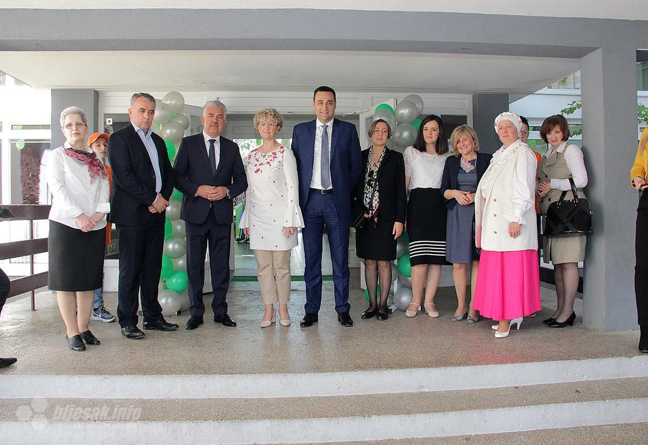 Detalj sa svečanosti u IV osnovnoj školi