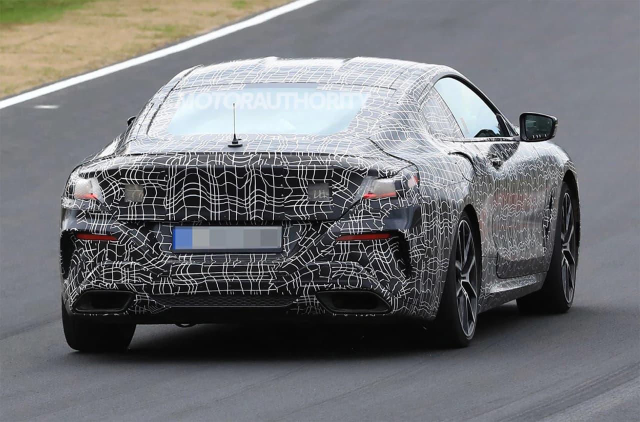 Špijunske fotografije i snimke novog BMW 8 