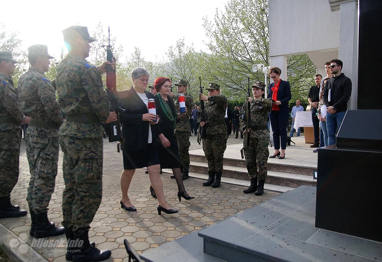 Spomen-križ poginulim braniteljima u Raštanima