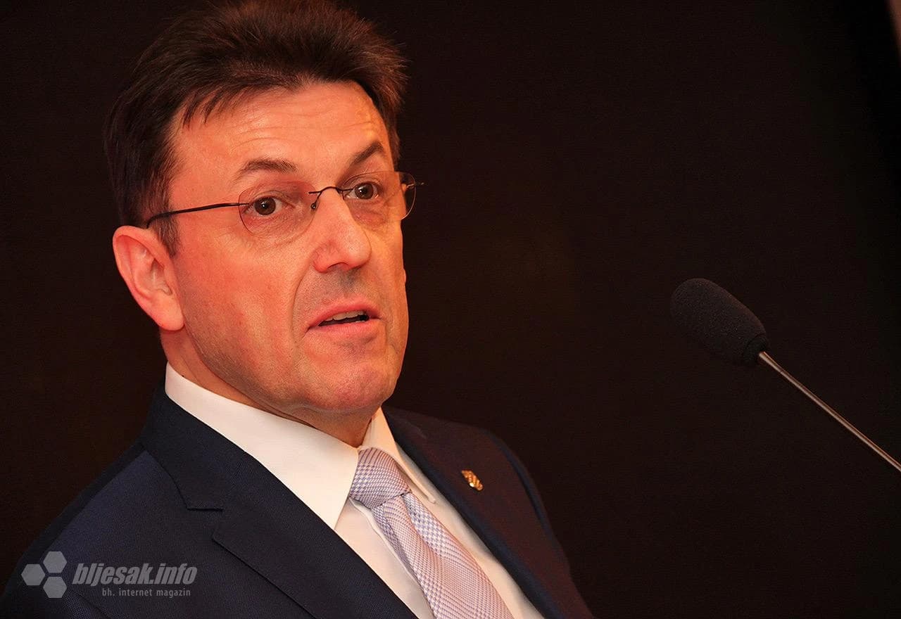 Luka Burilović na svečanom prijemu u Mostaru