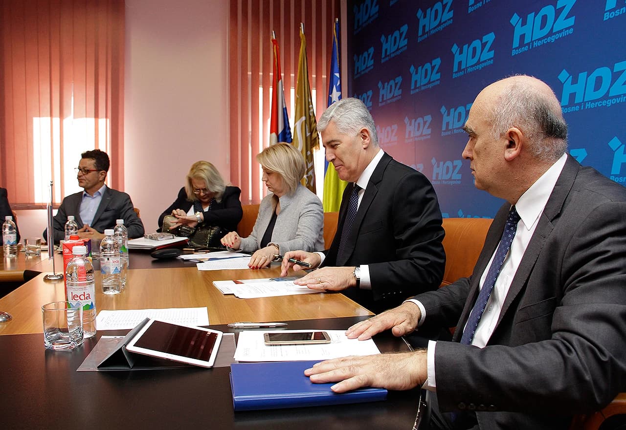 HNS sjednica u Mostaru 09.04.2018.