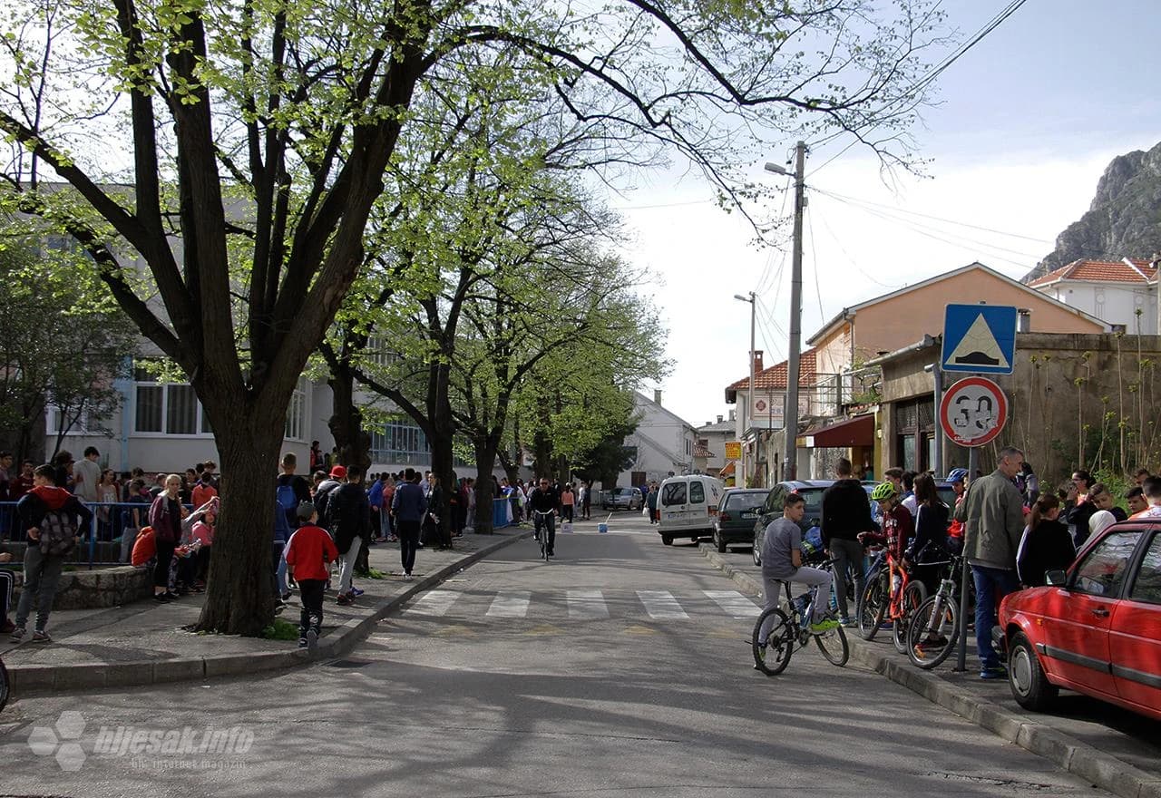 Kros utrka  učenika osnovnih škola iz Mostara 