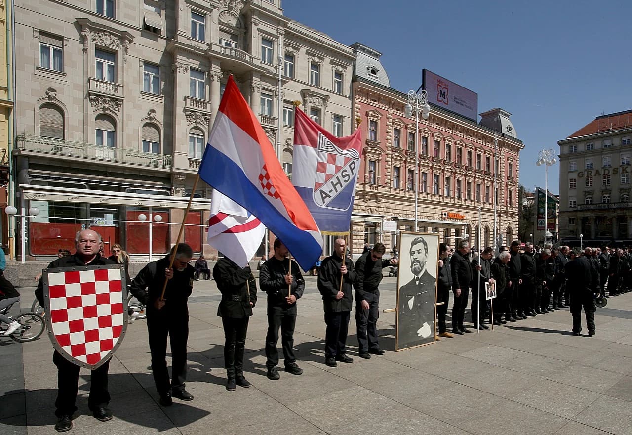 Postrojavanje radikanih pravaša 