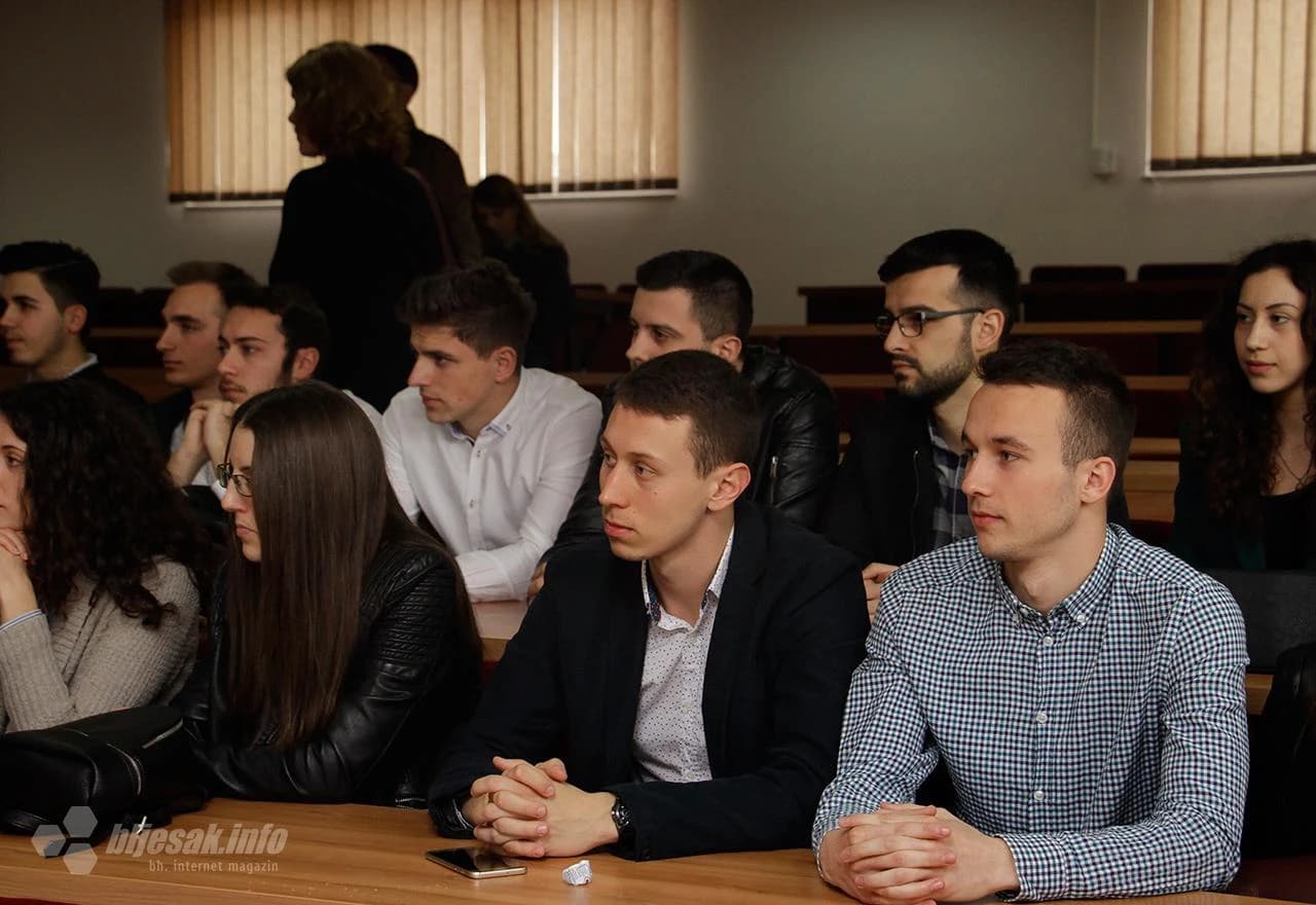 Uručivanje certifikata za projekt Pipestres