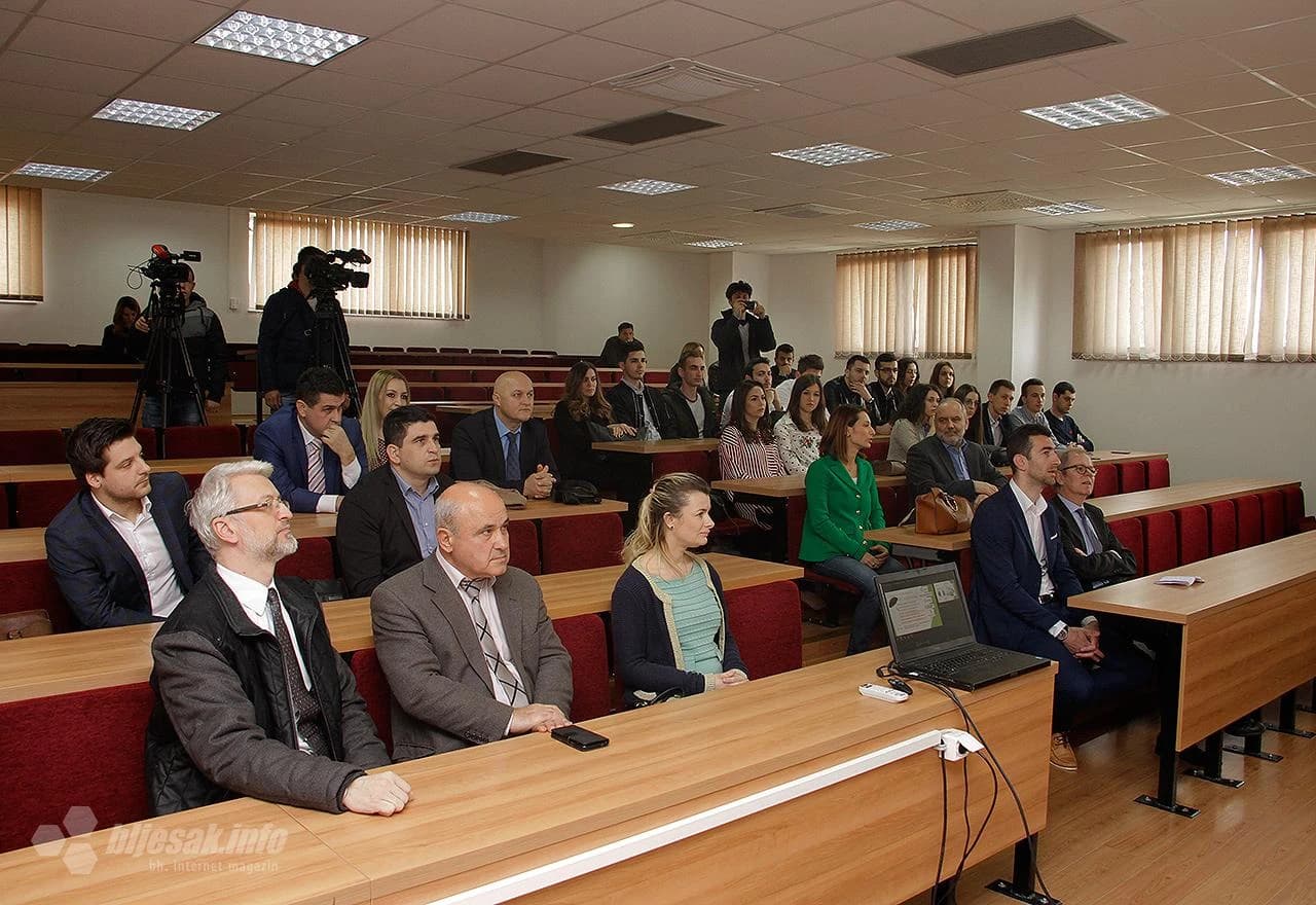 Uručivanje certifikata za projekt Pipestres