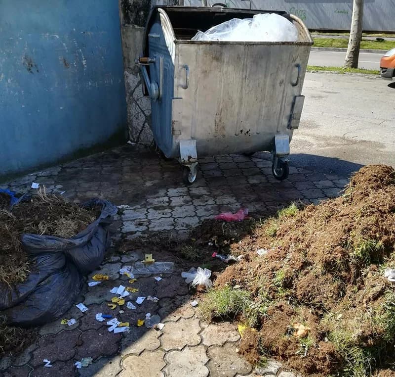 ''Neki uredno plaćaju, a neki ne izvršavaju svoj posao'', navodi se u pismu.