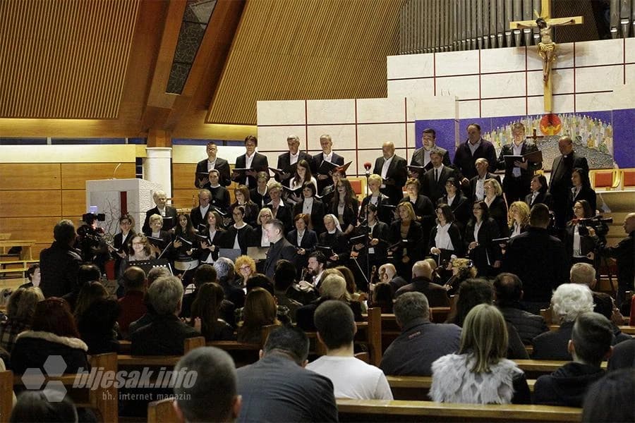 Uskrsni koncert 'Na nebu zora rudi'