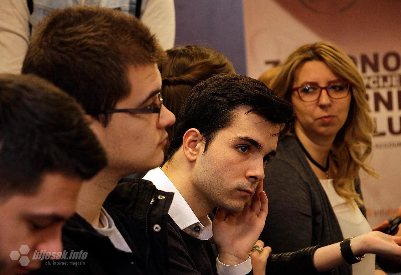 Antikorupcijski forum mladih u BiH na temu 'Uticaj antikoruptivnog obrazovanja na promjenu percepcije mladih o korupciji'