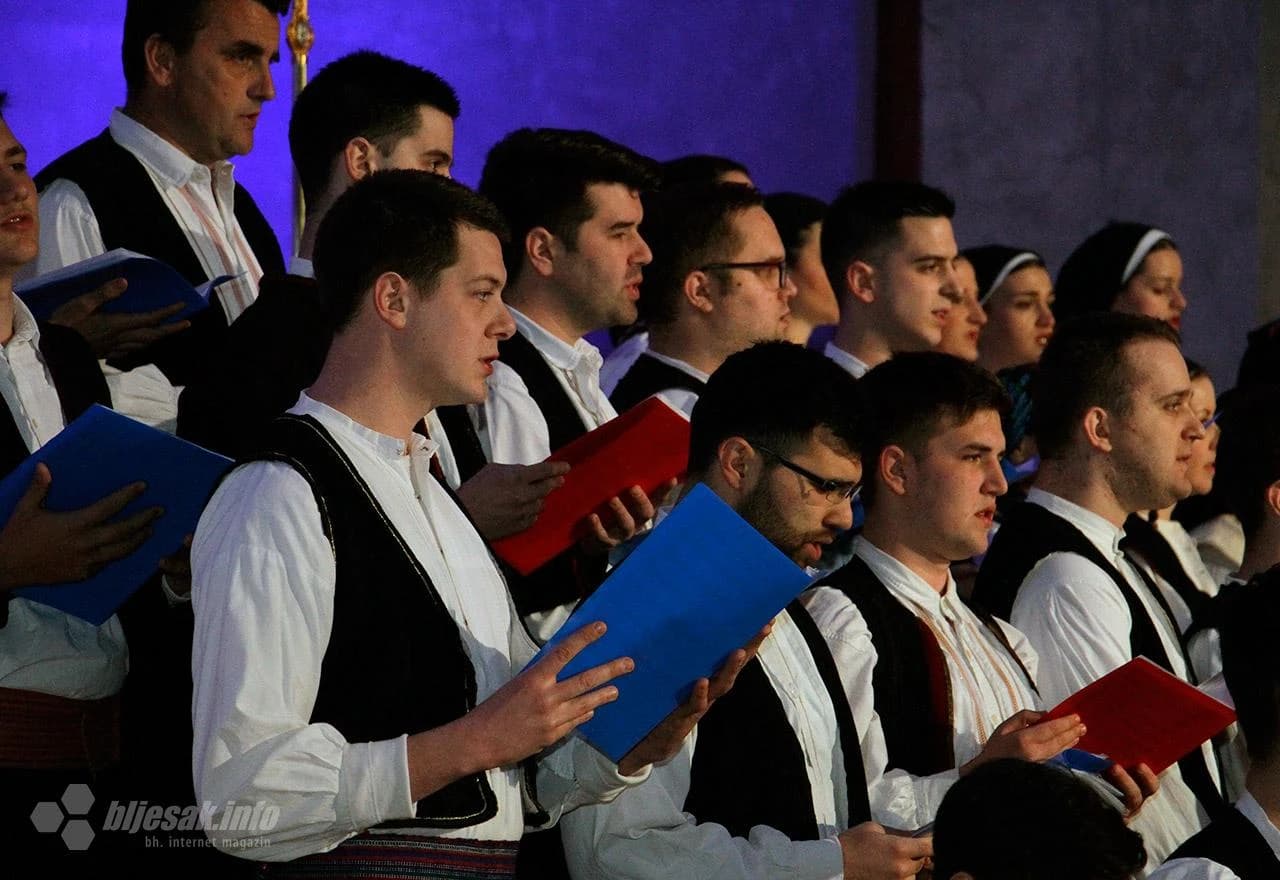 Koncert korizmenih, pučkih i liturgijskih pjesama u izvedbi HKUD-a Rodoč 