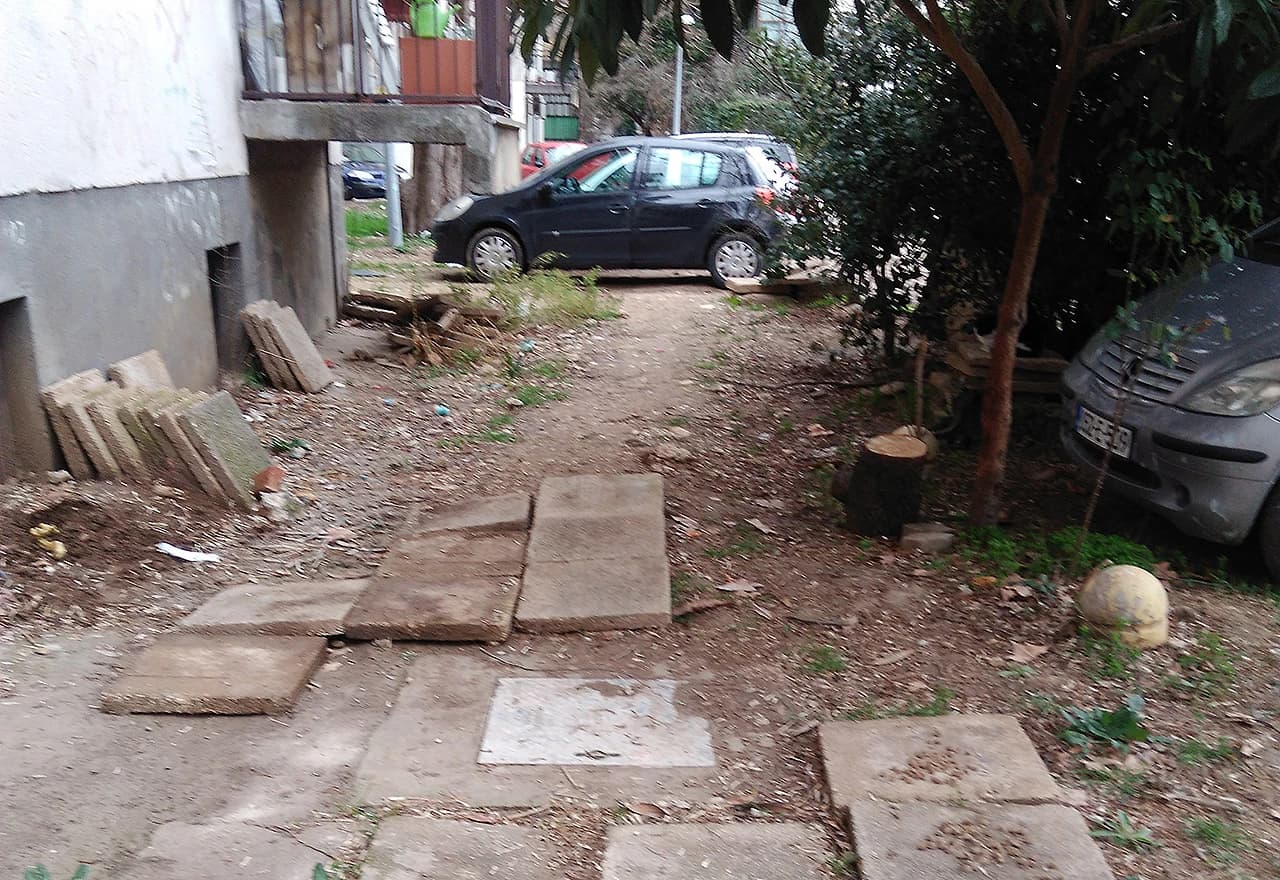 Područje oko zgrade nakon radova Vodovoda