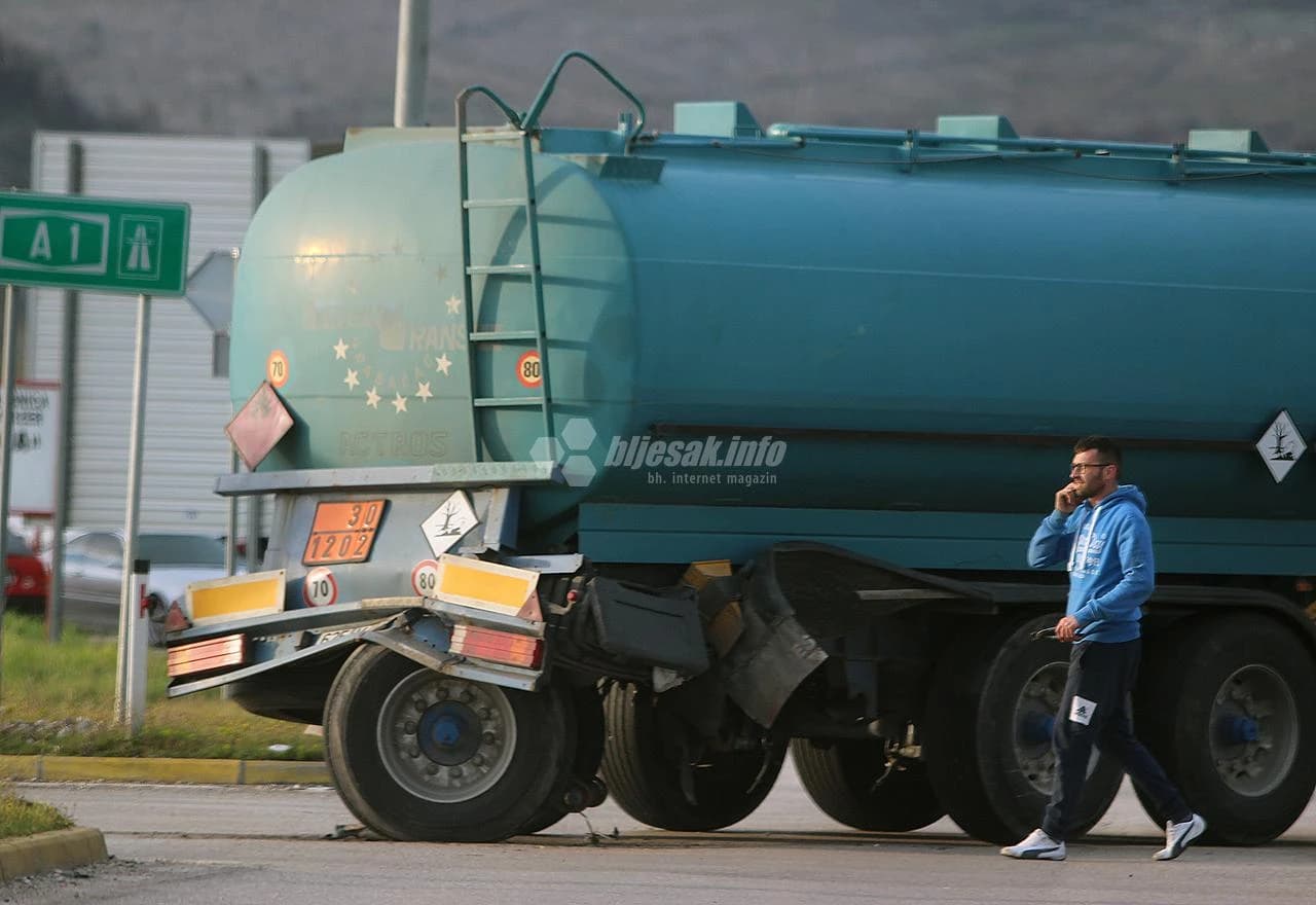 Cisterna obustavila promet na magistrali u Čapljini