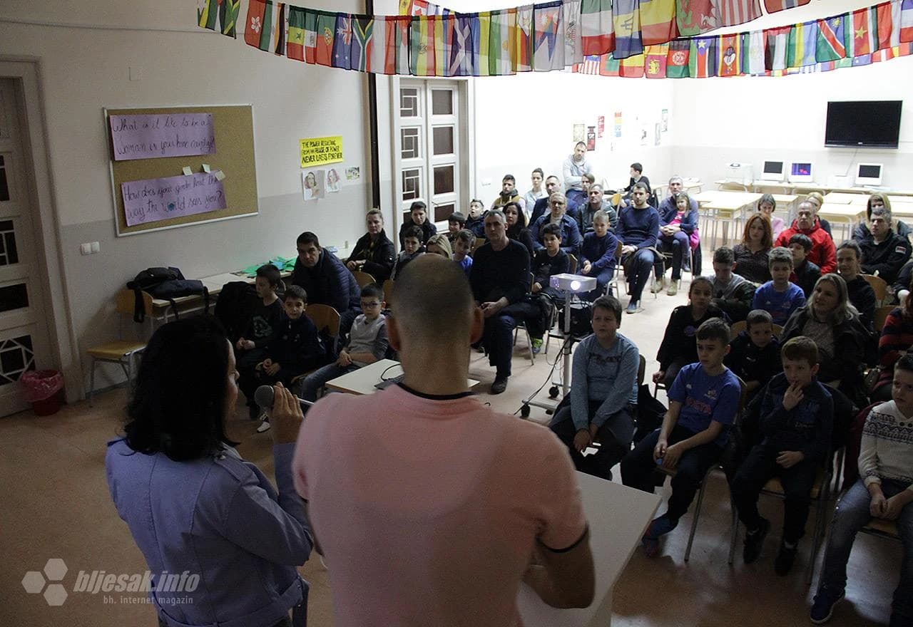 Predavanje Georgiosa Kapsalisa