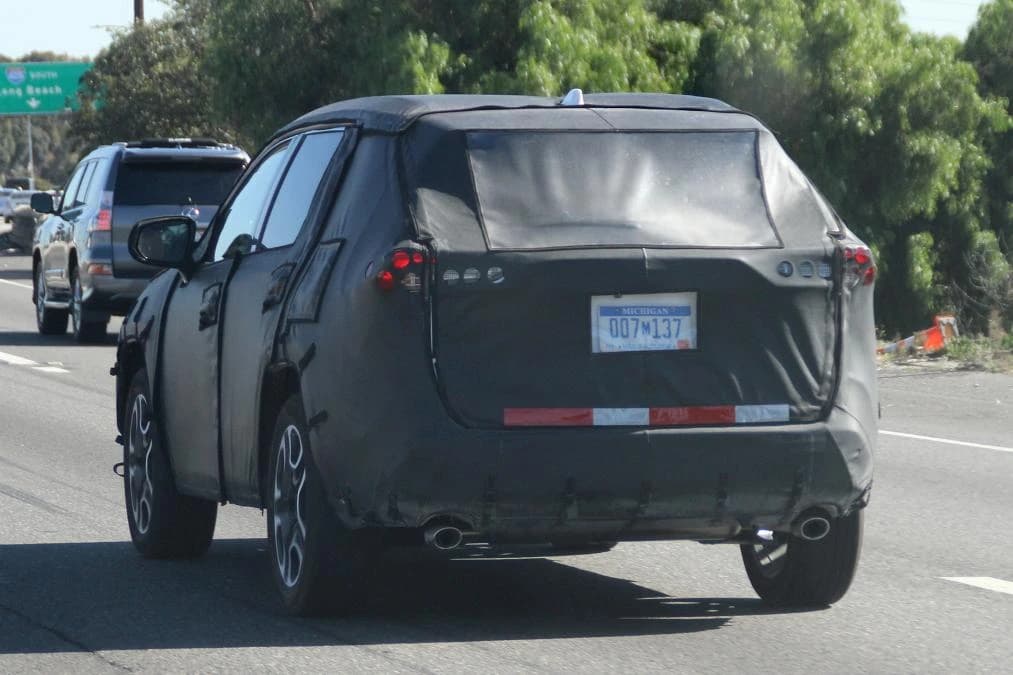 Nova Toyota RAV4 viđena uoči sajma automobila u New Yorku 