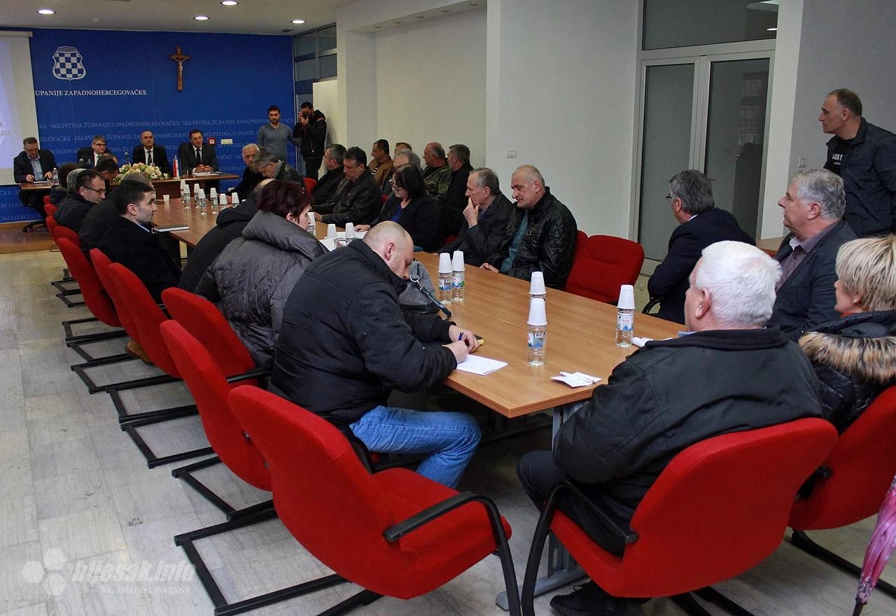 Sastanak ministara Bukvarevića i Begića s braniteljima iz ŽZH