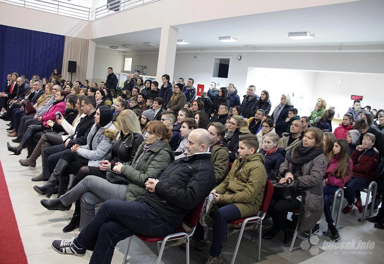 Prigodan program povodom Dana neovisnosti BiH u O.Š. Zalik