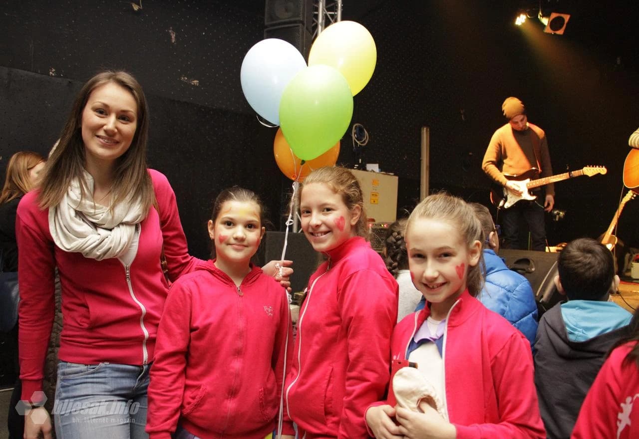 Mia Dimšić u Mostaru 