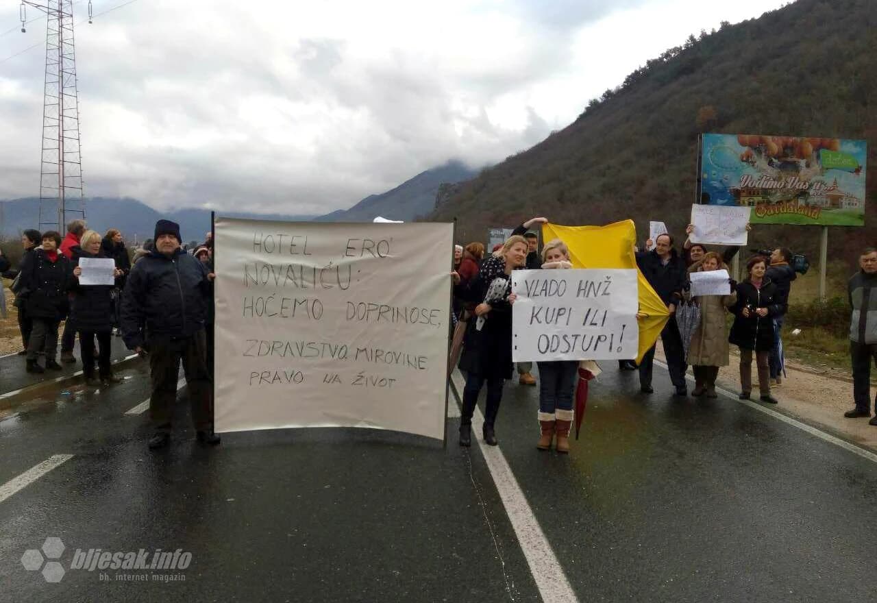 Poruke vladama | Bljesak.info