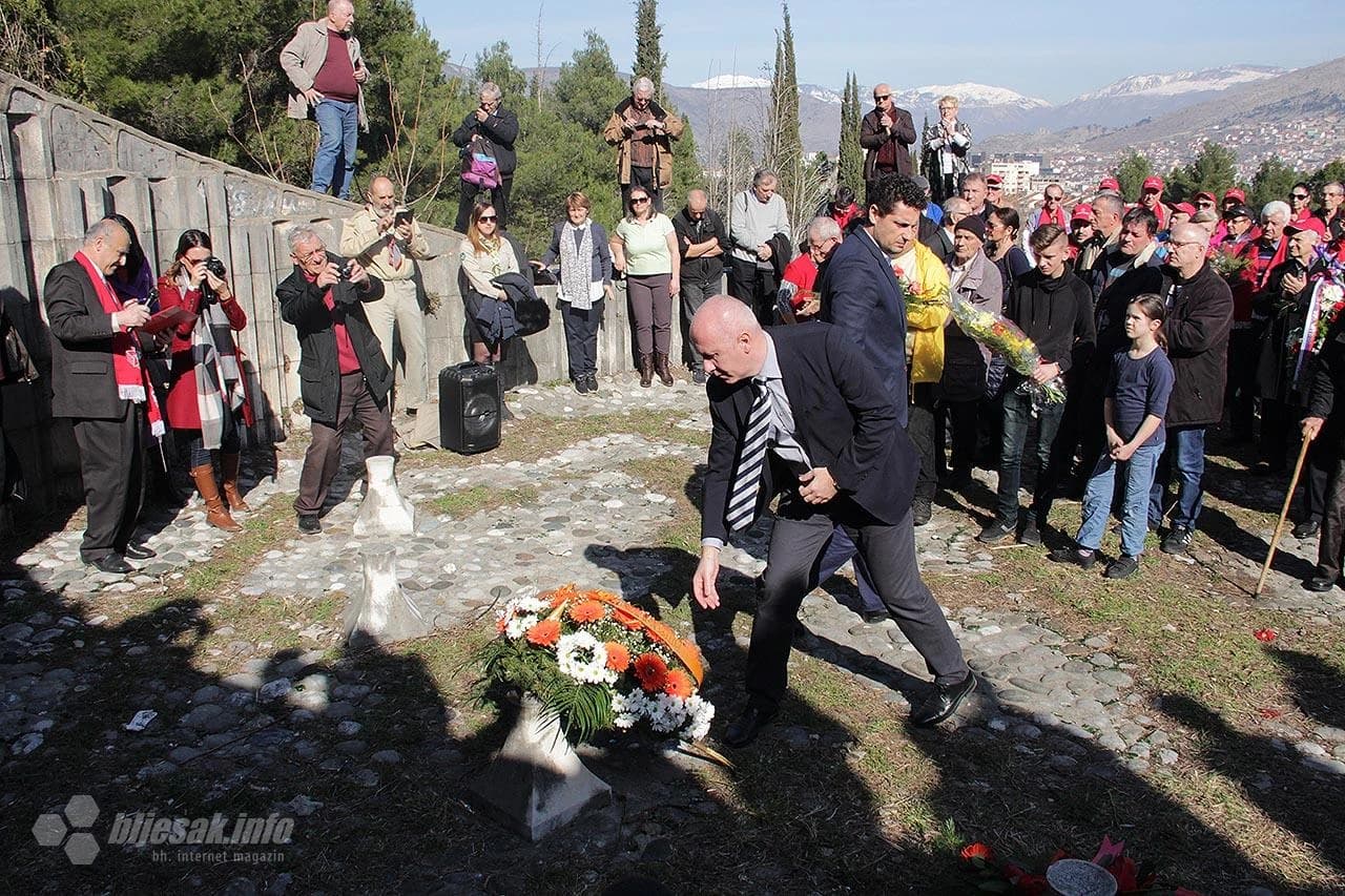 Posjeta članova antifašističkih udruženja Partizanskom groblju