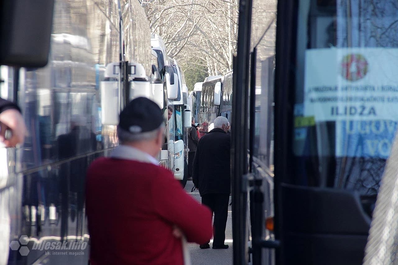 Posjeta članova antifašističkih udruženja Partizanskom groblju