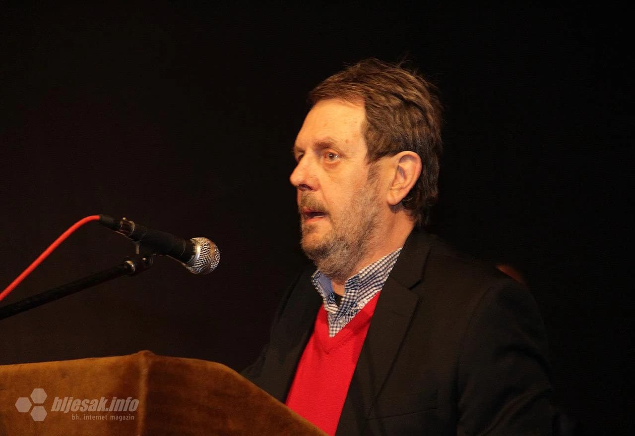 Govor Zdravka Grebe tijekom akademije