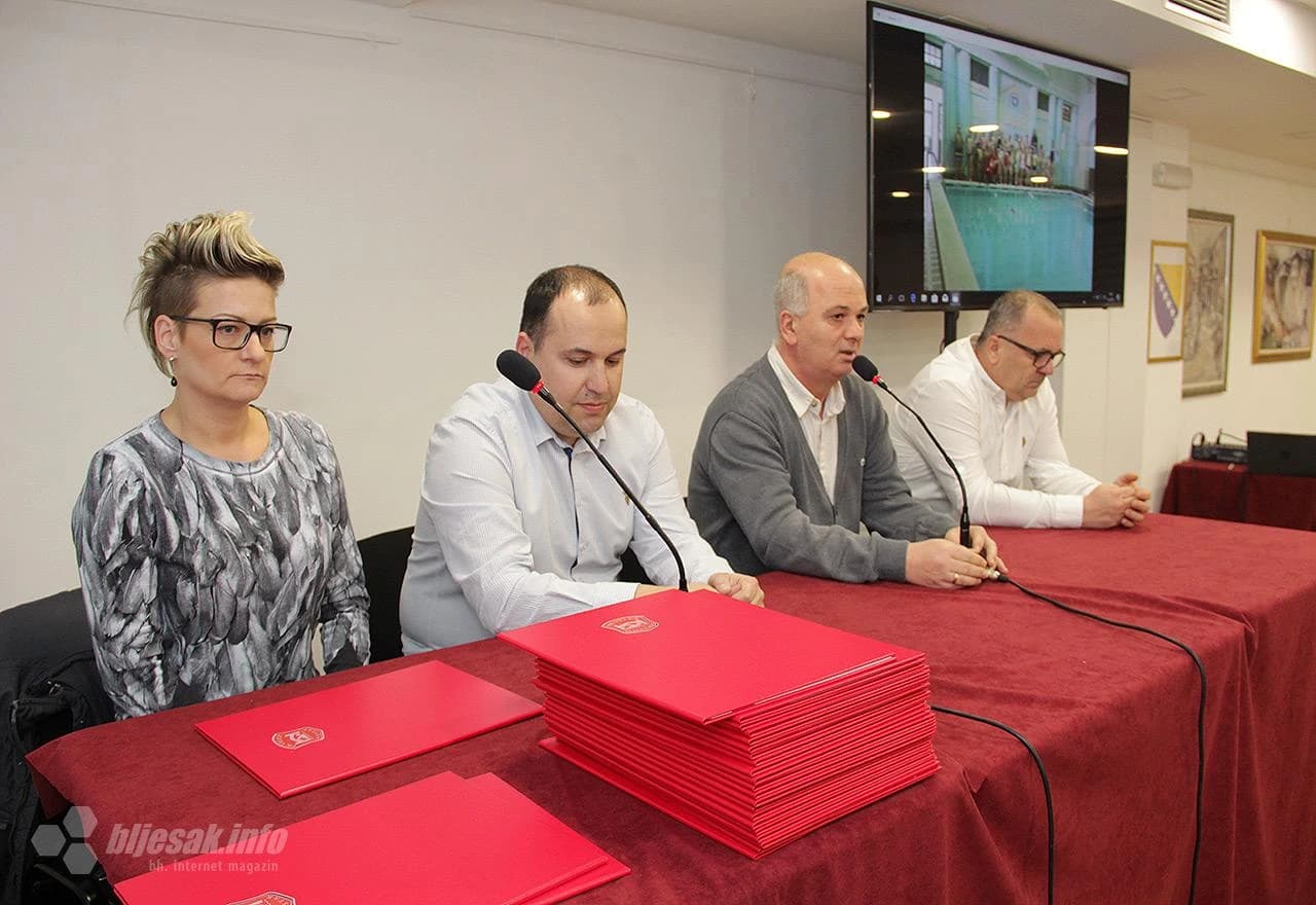 Zahvale sponzorima Plivačkog kluba Velež