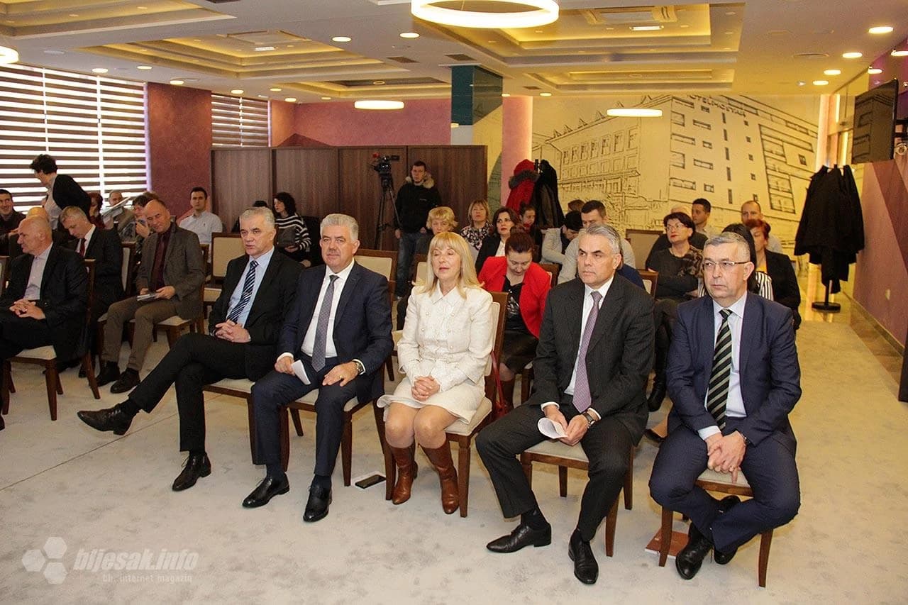 Seminar 'Projekti zemljišne administracije ...'