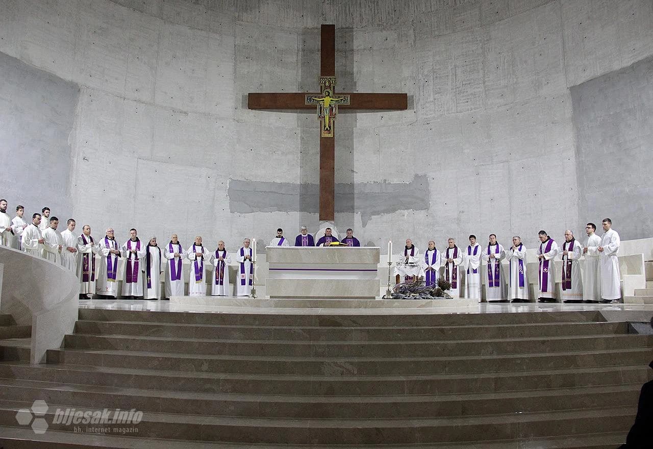 Misa u spomen na pobijene franjevce u Mostaru