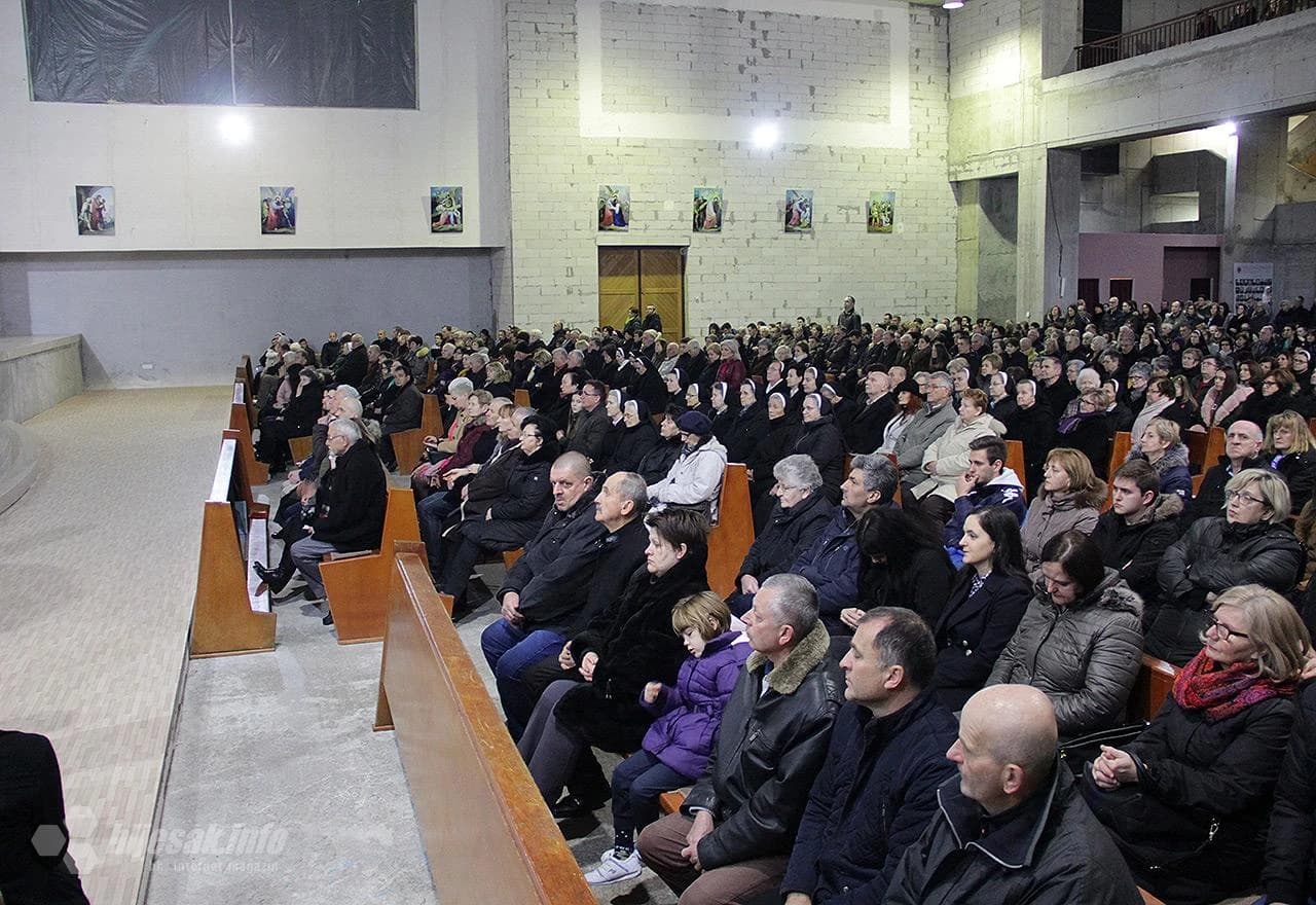 Misa u spomen na pobijene franjevce u Mostaru