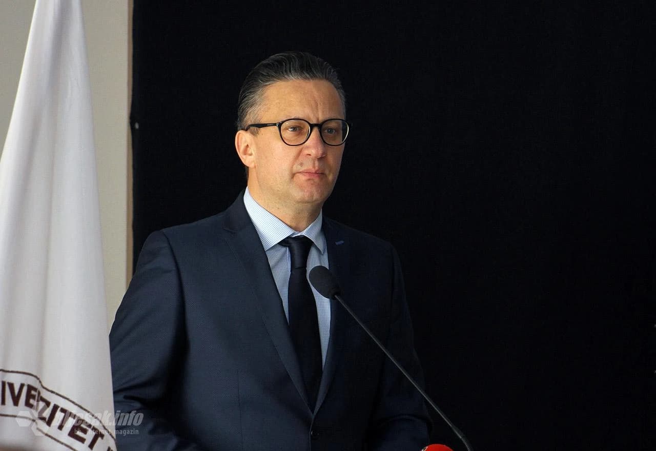 Akademija povodom 41. godišnjice Univerziteta 'Džemal Bijedić'