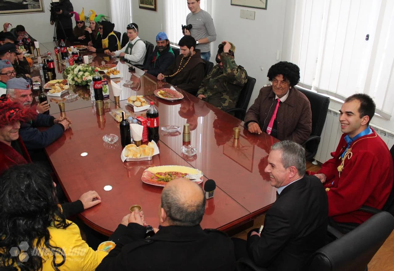 Čapljina: Maškare vratile ključeve grada