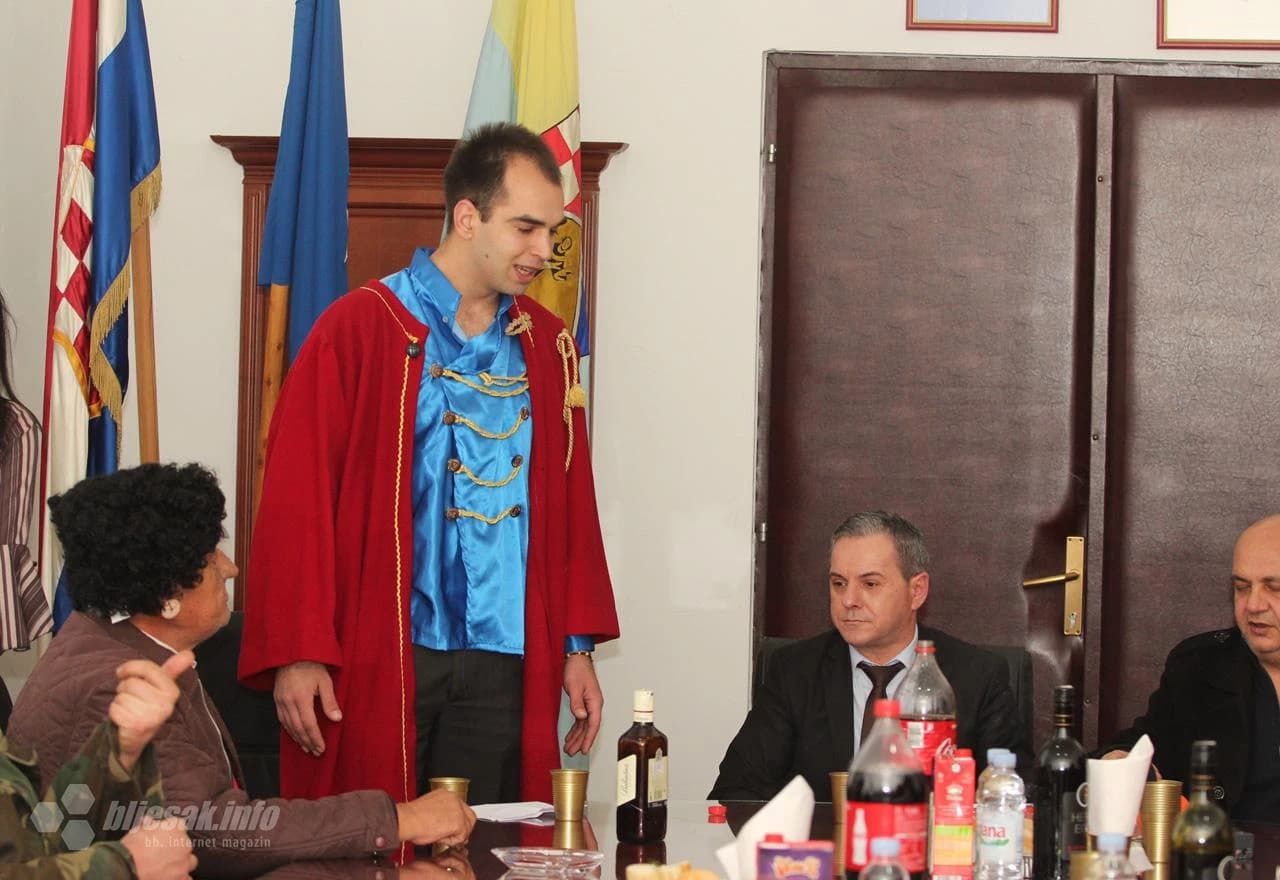 Čapljina: Maškare vratile ključeve grada