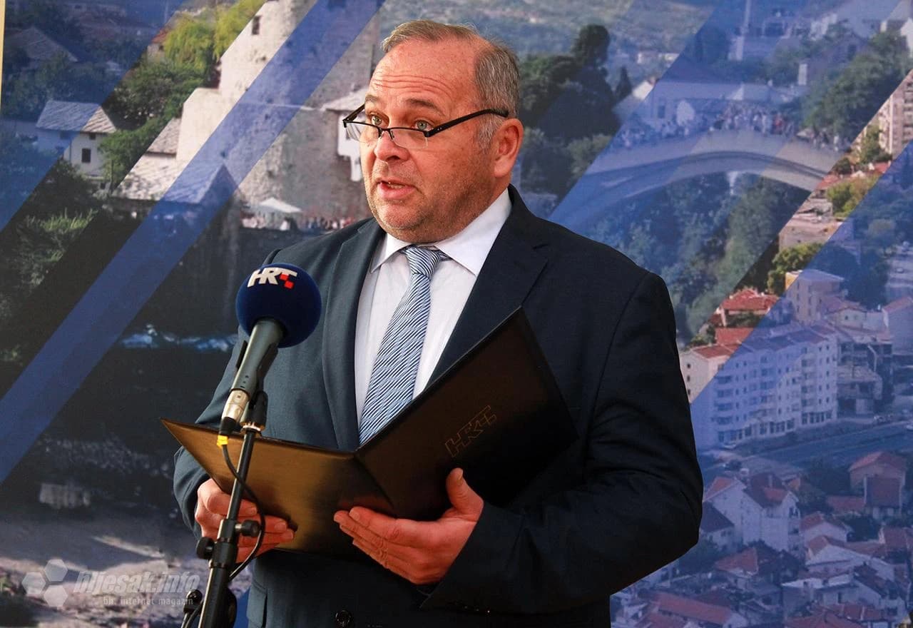 Otvoreno dopisništvo HRT-a u Mostaru (Kazimir Bačić)